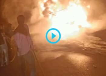 Tanker-Caught-Fire-on-Mumbai-Pune-Expressway