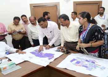 Industries-Minister-Uday-Samant-Talegaon