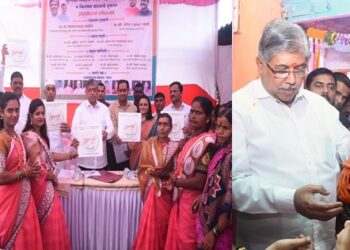 Women-Self-Help-Group-Sales-Opening-By-Chandrakant-Patil