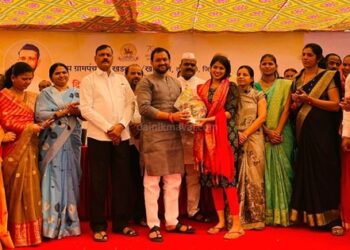 Student-Award-Ceremony-Kamshet