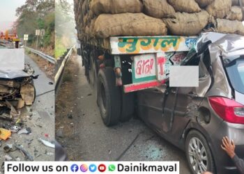 Car-truck-accident-on-Mumbai-Pune-Expressway