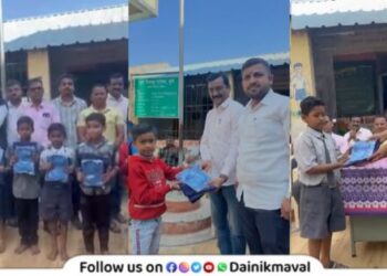 uniforms-to-students