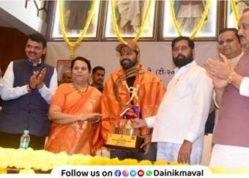 Maharashtra Government 11 crore prize to Team India