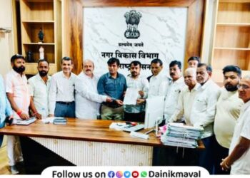 Traders oppose road widening in Vadgaon Maval City