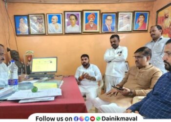 ST Bus on Talegaon Depo