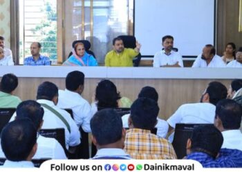 review meeting of development works in Talegaon Dabhade