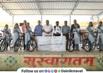 Free bicycle distribution to girl students