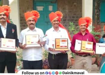 meritorious teacher award to 5 teachers from Maval taluka