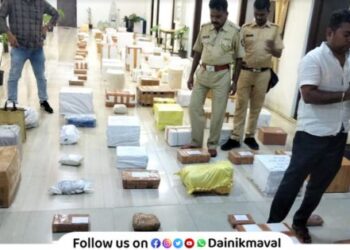 Silver worth eight crore seized at toll booth on Mumbai-Pune expressway