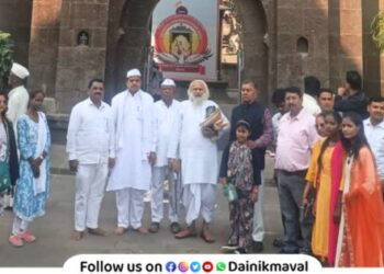 Kashi Raja Bahadur visited shri tukaram maharah temple Special honor behalf of Dehu Sansthan