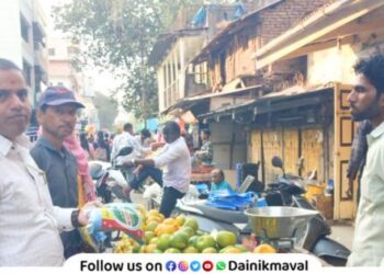 Public awareness about plastic ban in weekly market of Vadgaon Maval