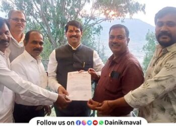 teachers of Maval taluka gave statement to MLA Dyaneshwar Mhatre regarding various issues