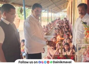 Free sanitary napkins to students of Ajivli schools in remote areas an initiative of Rotary Club Maval