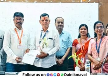 Distribution of certificates to 35 schools in Maval taluka which successfully implemented Eat Right School project