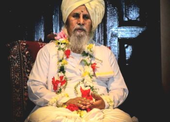 वारकरी संप्रदायातील ज्येष्ठ कीर्तनकार डॉ. किसन महाराज साखरे यांचे निधन