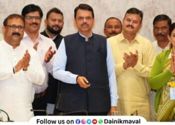 Grant of Rs 25 crore deposited in bank accounts of 560 cow shelters Online distribution by CM Fadnavis