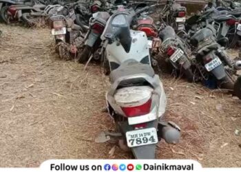 Abandoned vehicles Vadgaon Maval Police Station