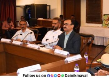 Pune District Divisional Commissioner conducts departmental review of pre-monsoon preparations