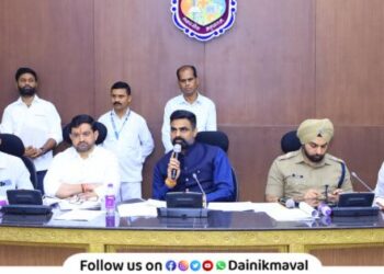 Collector Jitendra Dudi SP Sandeep Singh Gill MLA Sunil Shelke visit Lonavala