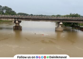 man jumped into Indrayani river from British-era bridge in Indori Maval