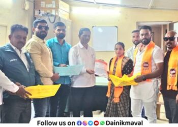 Road work from Panchayat Samiti Chowk to Mahadji Shinde Udyan in Vadgaon Maval stalled