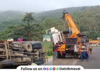 Terrible tempo accident on steep slope near Kamshet pass driver dies on the spot