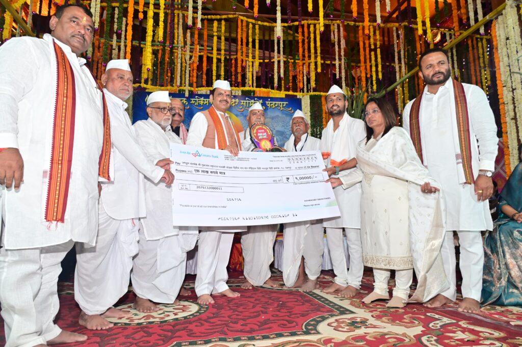 CM Devendra Fadnavis performs Maha Puja of Vitthal Rukmini on the occasion of Ashadhi Ekadashi