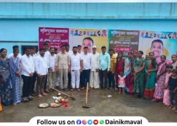 Bhoomi Pujan of road at Wound in Ghonshet Gram Panchayat area through MP Shrirang Barne