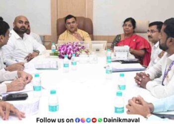 Flowers should be brought under agricultural commodity rules