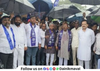 All parties support RPI massive march in Lonavala Demand for action against those who vandalized memorial