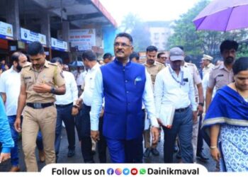 Transport Minister Pratap Sarnaik visited Lonavala bus stand inspected bus stand area