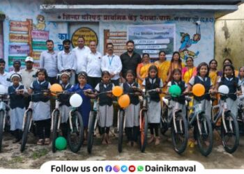 Students walk stopped Bicycle distribution at Varu School under Bicycle Bank initiative Pavan Maval