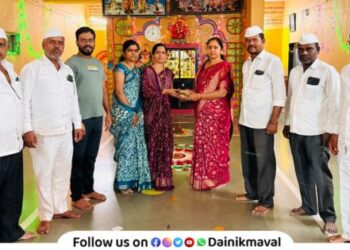 Badhalwadi After darshan of Bodhlebuv Maharaj Meghatai Bhagwat campaign started