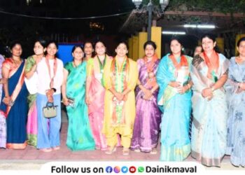 Vadgaon Nagar Panchayat Election 2025 Mrunal Mhalaskar campaign tour is full of enthusiasm