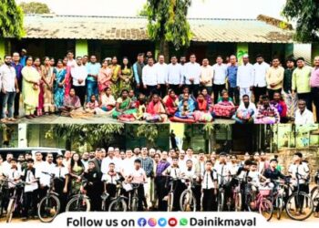 Bicycles distributed to 26 students and blankets to 100 tribals in Karanjgaon Nane Maval