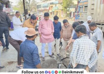 Newly elected Mayor Santosh Dabhade starts work from Talegaon Station area
