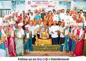 Meritorious Teacher Award to 48 teachers from 24 centers in Maval taluka