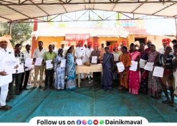 Caste certificates were distributed to 95 tribal citizens under Adim Seva Abhiyan at Shilimb through MLA Sunil Shelke