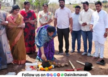 Aboli Dhore lays foundation stone for various development works in Vadgaon Maval