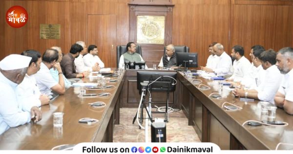 Parking problem in Lonavala city will be solved railway administration will develop parking lot