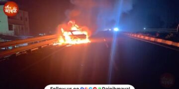 Kamshet Accident Car catches fire on flyover on old Pune-Mumbai highway One dies of burns