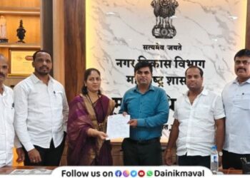 Memorandum submitted to CEO by Mayor Aboli Dhore regarding damage caused by floods in Vadgaon