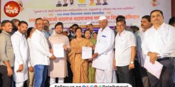 Live 7-12 extracts distributed to farmers in Maval citizens benefited from Shivaji Maharaj Maharajswa Camp