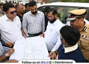 DCM Eknath Shinde visits Talegaon Dabhade Chakan industrial areas inspects road repairs