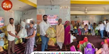Grocery kits distributed to 70 families in Karanjgaon Mormarwadi Maval for Diwali