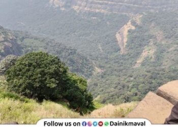 Thrilling Rescue at lonavala Successfully Saves Mother Daughter Who Fell into Gorge at Tiger Point